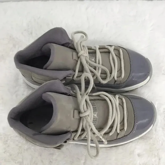Jordan Air Jordan Retro 11 “Cool Grey” Grade School Mid-Top Sneakers Size 1Y