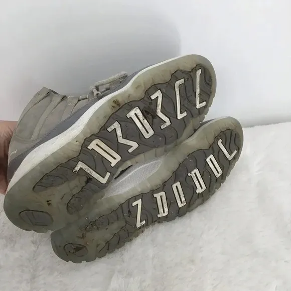 Jordan Air Jordan Retro 11 “Cool Grey” Grade School Mid-Top Sneakers Size 1Y