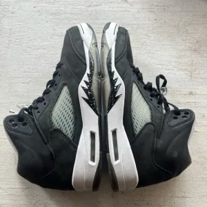 Jordan Black and White High-Top Sneakers Retro 5 Oreo