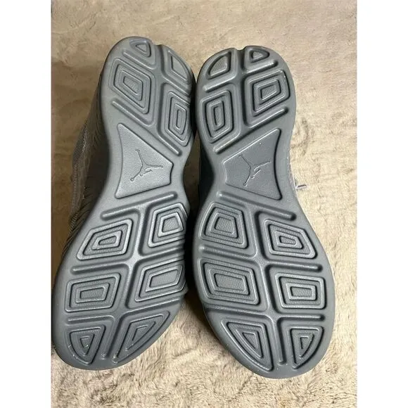 Jordan J23 Men's Sneakers Size 9 Gray Low Top Casual Athletic Shoes