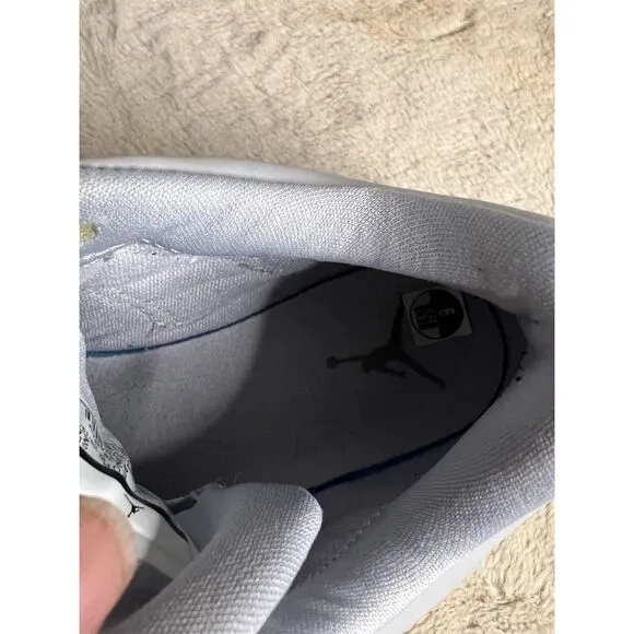 Jordan J23 Men's Sneakers Size 9 Gray Low Top Casual Athletic Shoes