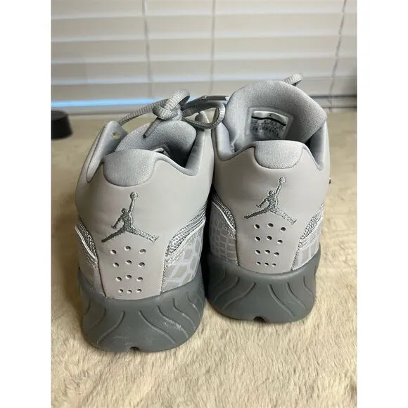 Jordan J23 Men's Sneakers Size 9 Gray Low Top Casual Athletic Shoes