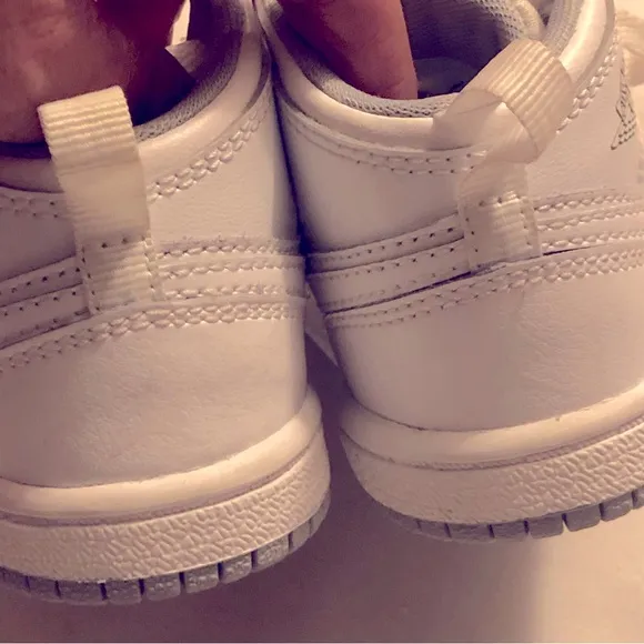 Jordan Retro 1 mid white wolf grey sneakers