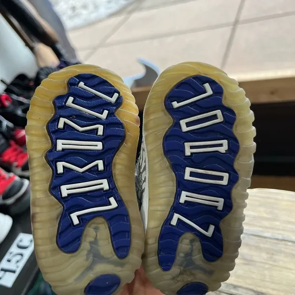Jordan Retro 11 Low IE BT 'Cobalt' 2015 4C
