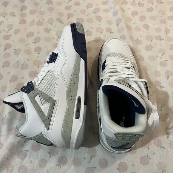 Jordan Retro 4 Midnight Navy White Sneakers