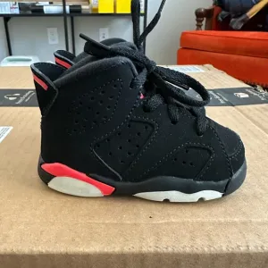 Jordan Retro 6 Kids Black and Infrared Sneakers