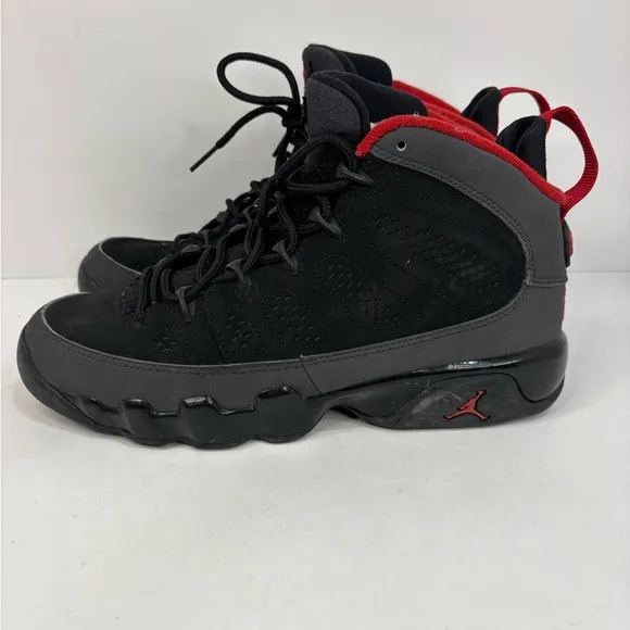 Jordan retro 9 Sneakers charcoal and Red