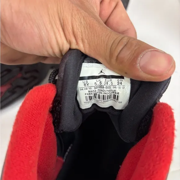 Jordan retro 9 Sneakers charcoal and Red