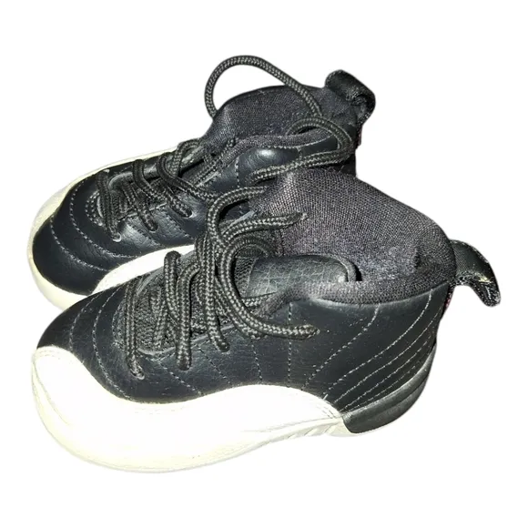 Jordan Retro Black High-Top Sneakers with White Sole and Lace-Up Design 5.5C