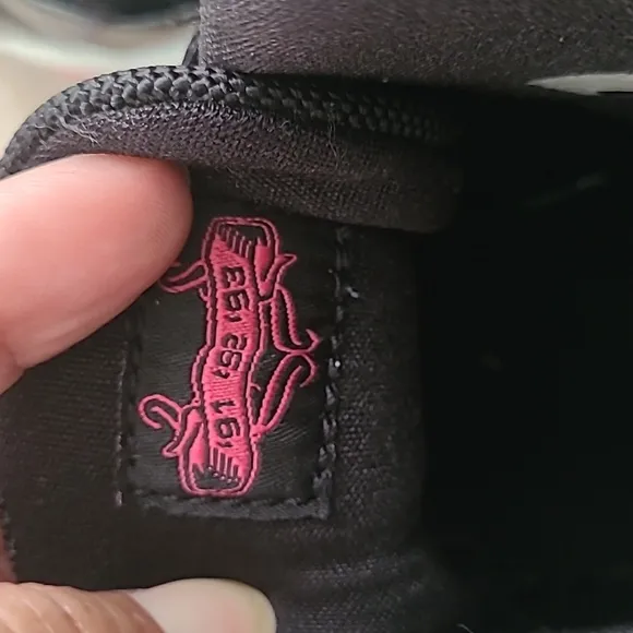 JORDAN Retro Kids Size 5.5Y  Black and Pink Sneakers