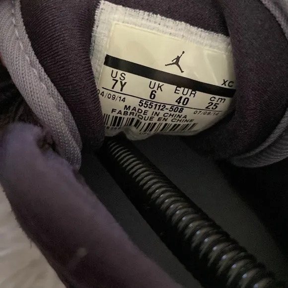 Jordan retro mid Iron purple sneakers