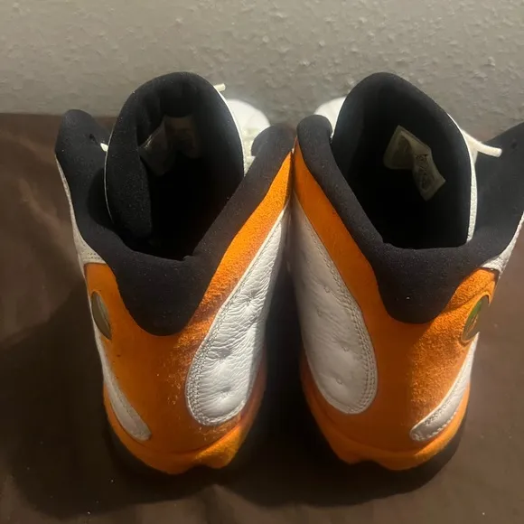 Jordan Sneakers White and Orange Retro 13 Starfish