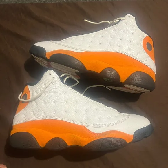 Jordan Sneakers White and Orange Retro 13 Starfish