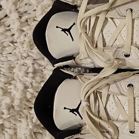 Jordan Sneakers