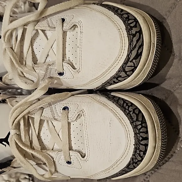 Jordan Sneakers