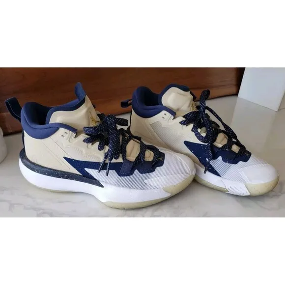 Jordan Zion 1 Trainers FOSSIL MIDNIGHT NAVY WHITE GOLD ZW Sneakers 5Y