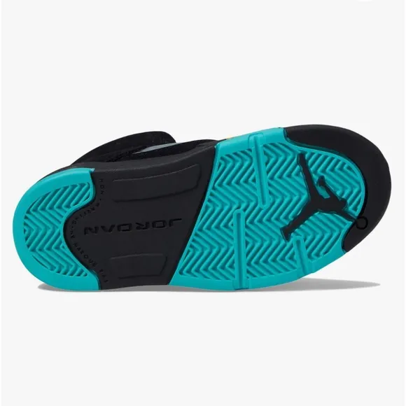 Jordan’s Baby Boy Retro Sneakers in Black/Aquatone Sz. 8