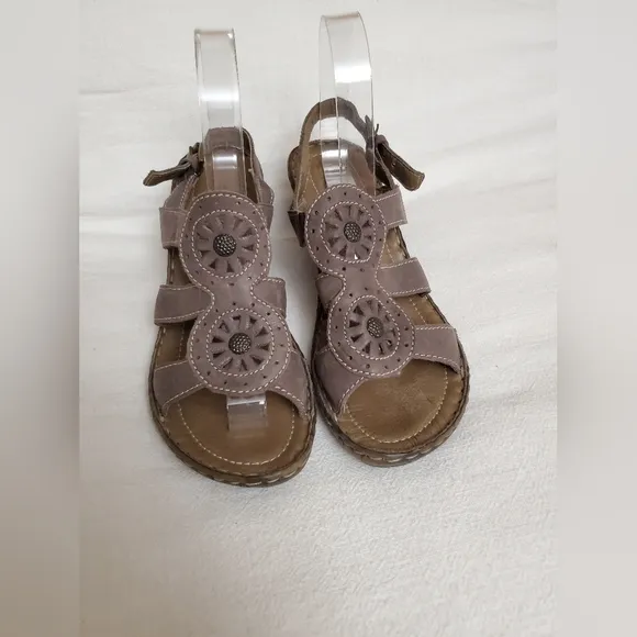 Josef Seibel Purple Sandals The European Comfort Shoe Women's Size 40 Classic
