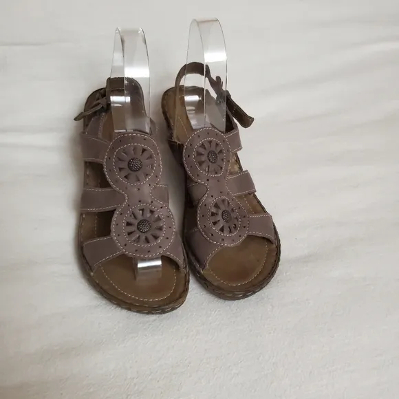 Josef Seibel Purple Sandals The European Comfort Shoe Women's Size 40 Classic