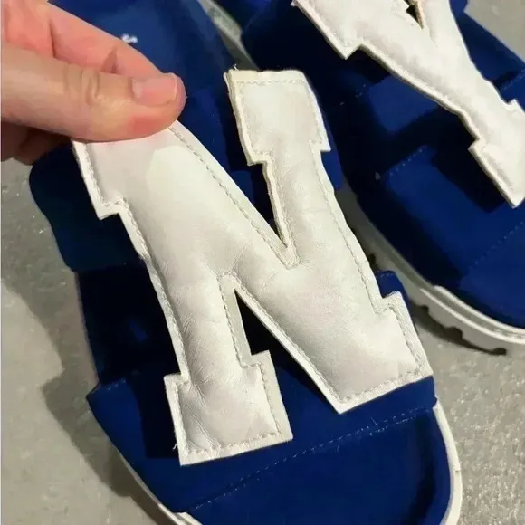 Joshua's Heart In New York City Slip On Footbed Sandals Blue White Size EU