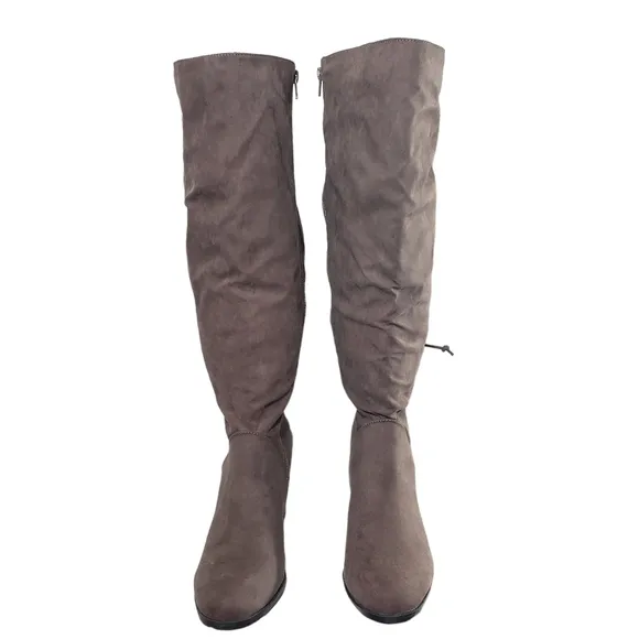 Journee Collection Taupe Faux Suede Pull-on Slouch Block Heel Boots Sz 9