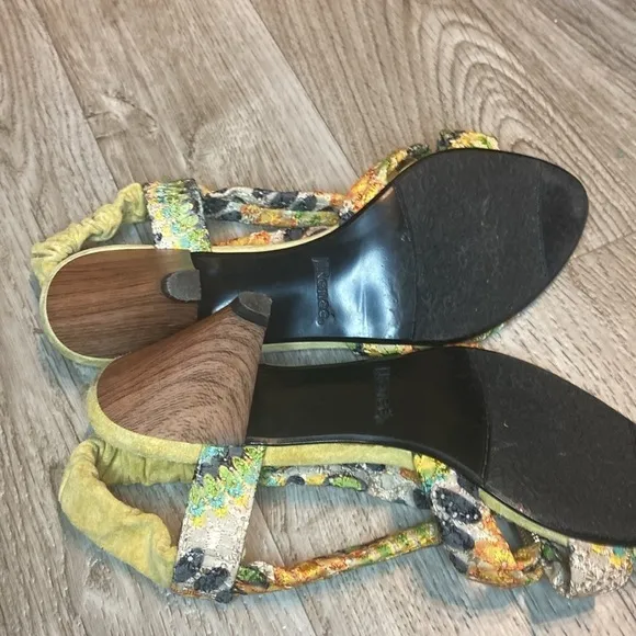 J.Renee &quot;Yolanda&quot; Fabric and Suede Wood Heel Green Women’s Sandals Size …