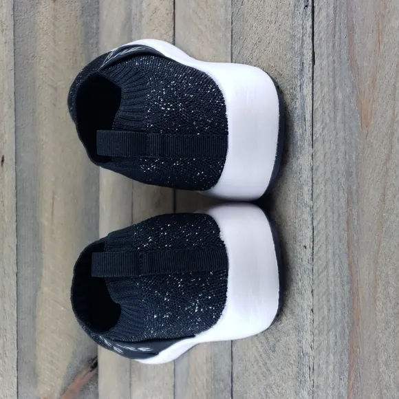 Juicy Couture Announce Womens Slip On Fashion Sneakers Black Silver NEW