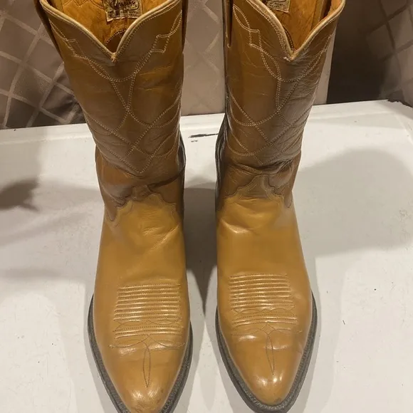 Justin Leather Western Cowboy Boots, Size 8D