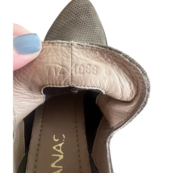 KAANAS NWOT Women's Tan Mexicali Ankle Boot Booties Perforated Detail Size 8