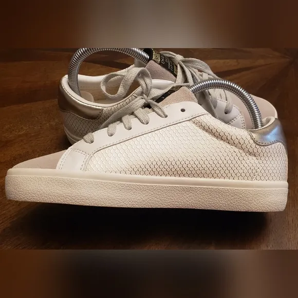 KATE - WHITE GOLD SNAKE Women's Sneakers by Vintage Havana Womens SIZE 6