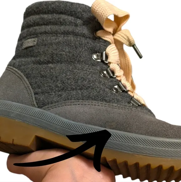 Keds Camp Boot Water-Resistant Cutesy Fall Winter Suede w/ Thinsulate Cozy Boots