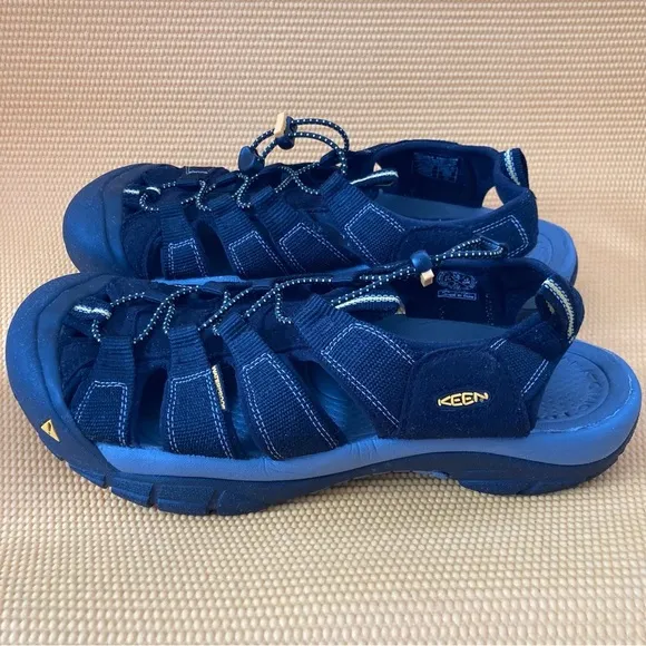 KEEN Athletic Sandals Slip On Waterproof Hiking Drawstring Men's Black SIZE 13