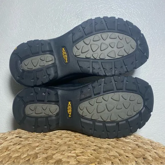 Keen Briggs leather lace boots