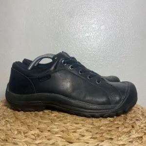 Keen Briggs leather lace boots