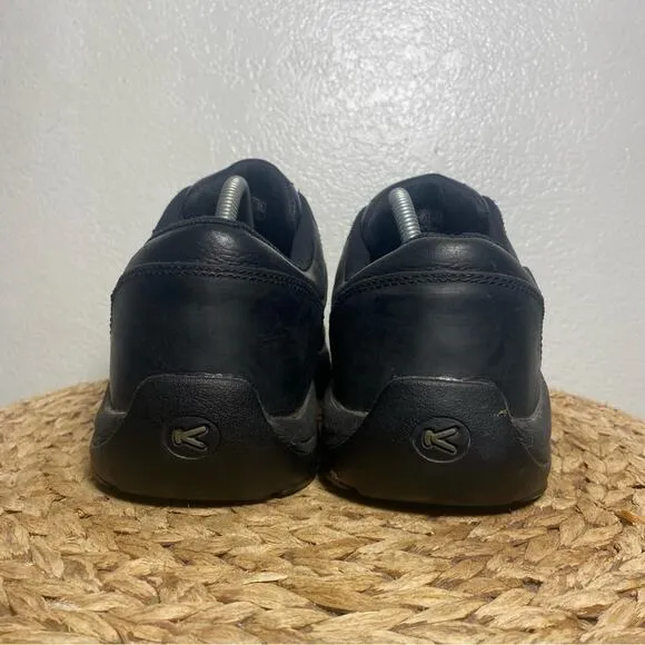Keen Briggs leather lace boots