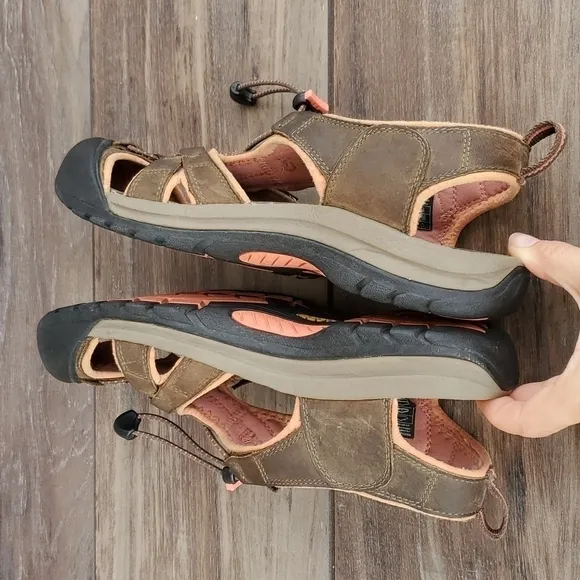 Keen Men Whisper Waterproof Outdoor Hiking Sandals Flats sz 8