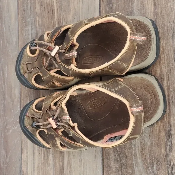 Keen Men Whisper Waterproof Outdoor Hiking Sandals Flats sz 8