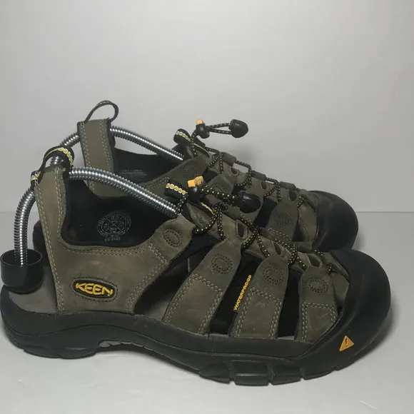 KEEN Men’s Newport Closed Toe Waterproof Sandals