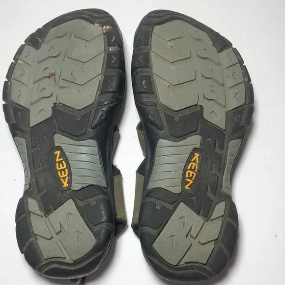 KEEN Men’s Newport Closed Toe Waterproof Sandals