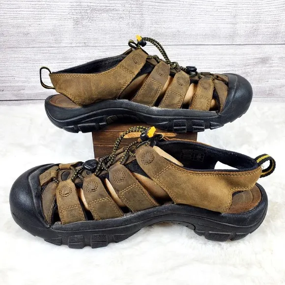 KEEN Mens Newport H2 Waterproof Sport Hiking Leather Sandals Size 10 Brown