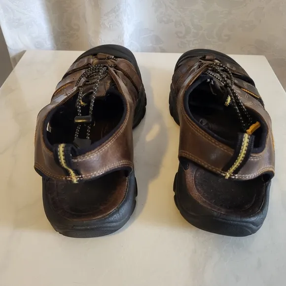 KEEN Men's Newport Sandals Leather Waterproof, Size 11.5,Brown,Hiking Outerwear