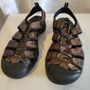 KEEN Men's Newport Sandals Leather Waterproof, Size 11.5,Brown,Hiking Outerwear