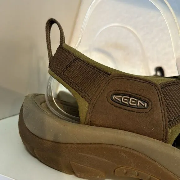 Keen Mens Newport Waterproof Brown Closed Toe Hiking Outdoor Sandals