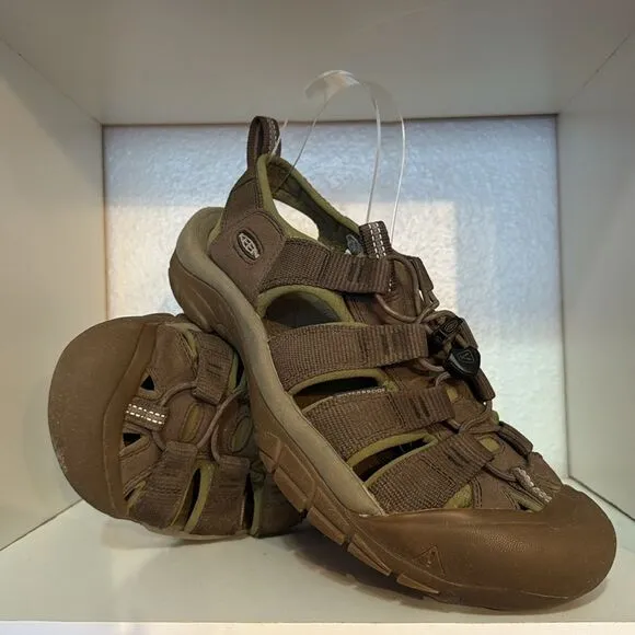 Keen Mens Newport Waterproof Brown Closed Toe Hiking Outdoor Sandals