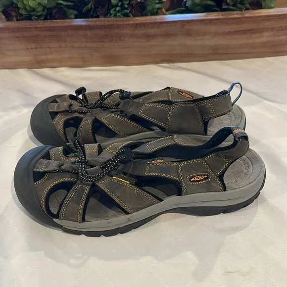 Keen Mens Venice H2 waterproof hiking sandal sandals size 11 EUC