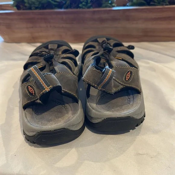 Keen Mens Venice H2 waterproof hiking sandal sandals size 11 EUC