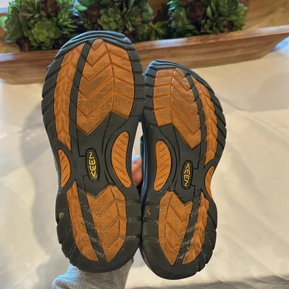 Keen Mens Venice H2 waterproof hiking sandal sandals size 11 EUC