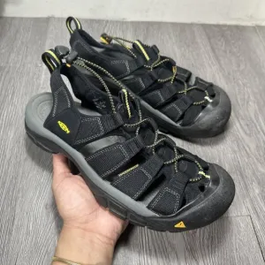 Keen Newport H2 Mens Sz 9 Black Sandals Shoes Waterproof Hiking Fishing Outdoor