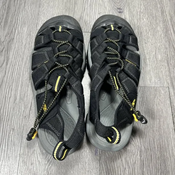 Keen Newport H2 Mens Sz 9 Black Sandals Shoes Waterproof Hiking Fishing Outdoor