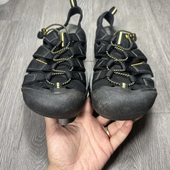 Keen Newport H2 Mens Sz 9 Black Sandals Shoes Waterproof Hiking Fishing Outdoor